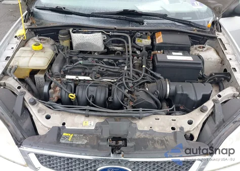 2005 Ford Focus Zx4 из США, поврежденный, VIN 1FAFP34N95W101853